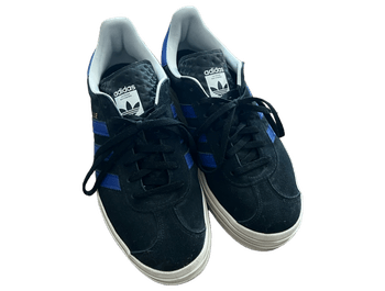 Adidas tennarit