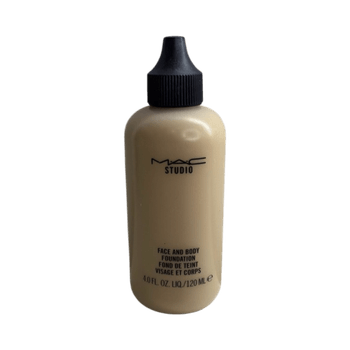 Mac Face and Body meikkivoide