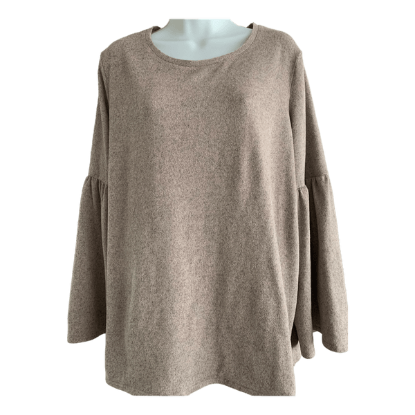 Casual Collection beige top