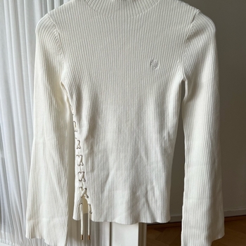 Wool shirt