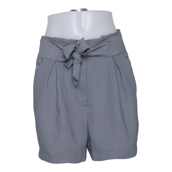H&M mønstrede shorts