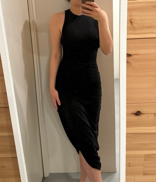 Zara musta mekko