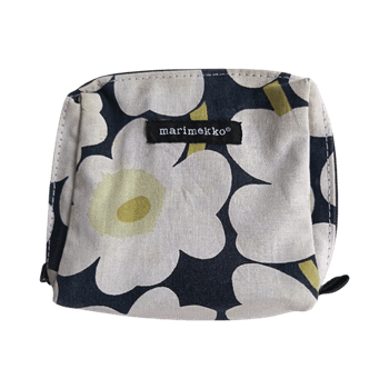 Kukkakuvioinen meikkipussi Marimekko