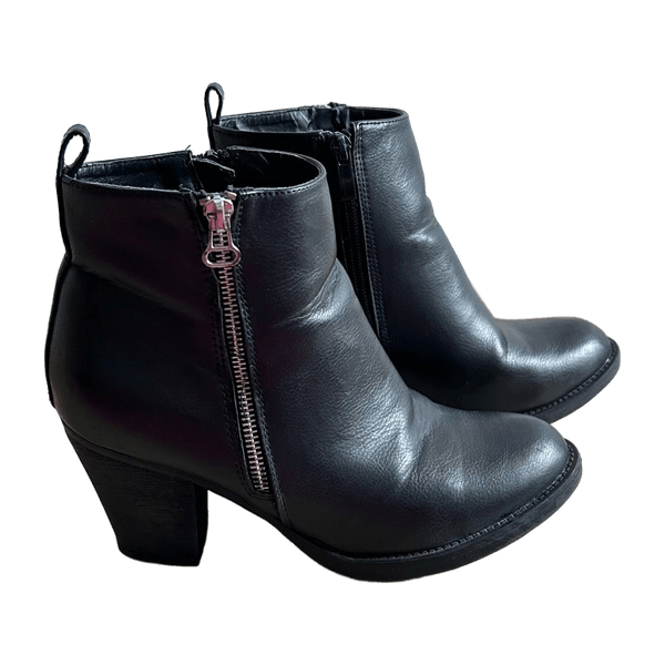 Dinsko boots