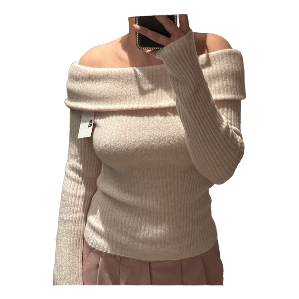 Off-shoulder ribstrikket trøje