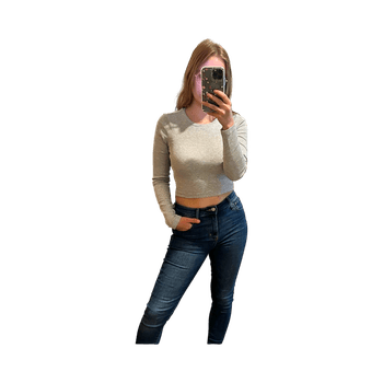 Gray long sleeve crop top