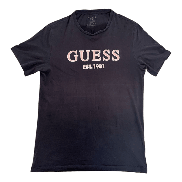 Black Guess t-shirt