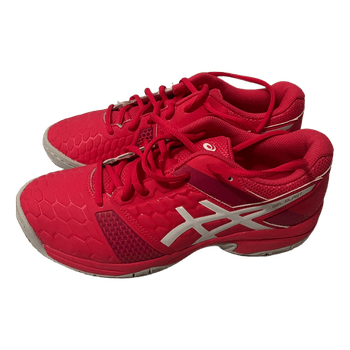 Punaiset Asics sisäpelikengät