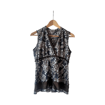 Floral print sleeveless top