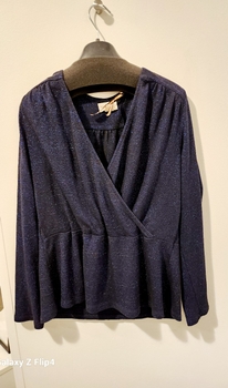 Holly & Whyte top 