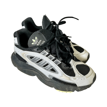 Adidas, mustahopeat Ozmillen lenkkarit