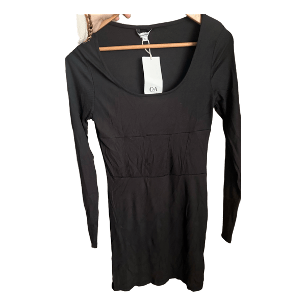 Black ribbed long sleeve mini dress