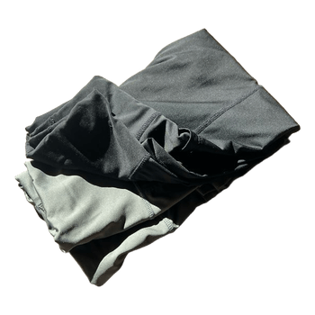 Two pair sports leggings