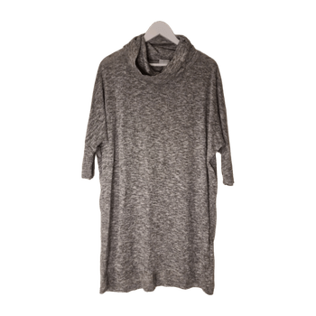 Noisy may dress