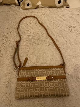 Tommy Hilfiger shoulder bag 🤎
