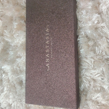 Anastasia beverly hills beauty product