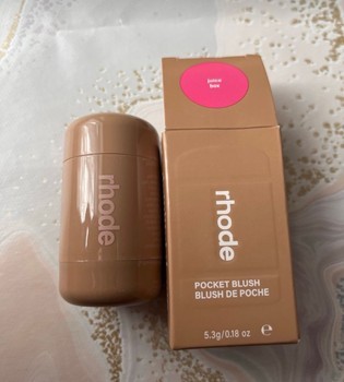 Rhode pocket blush