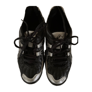 Asics sports shoes