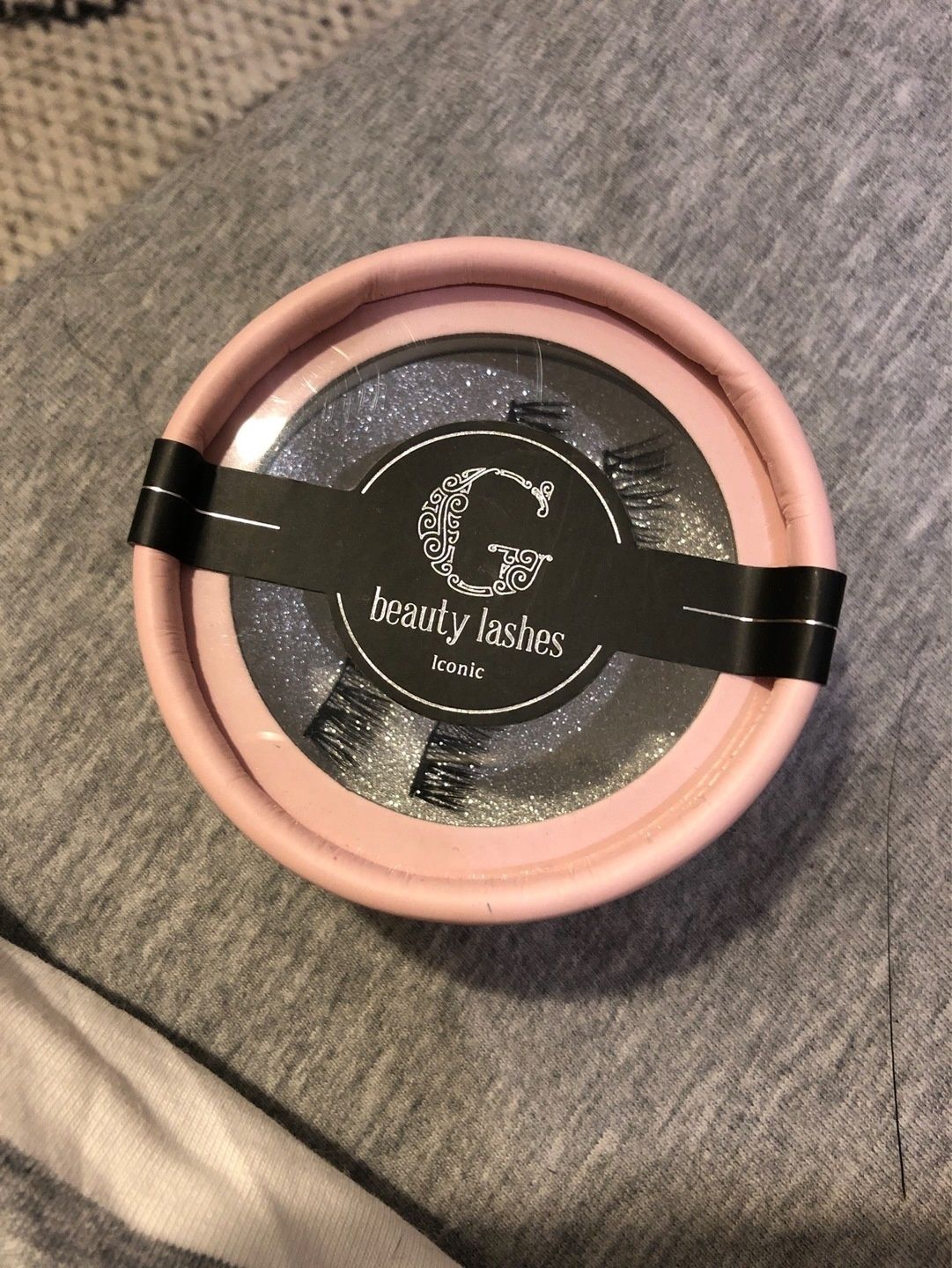 G beauty lashes beauty product