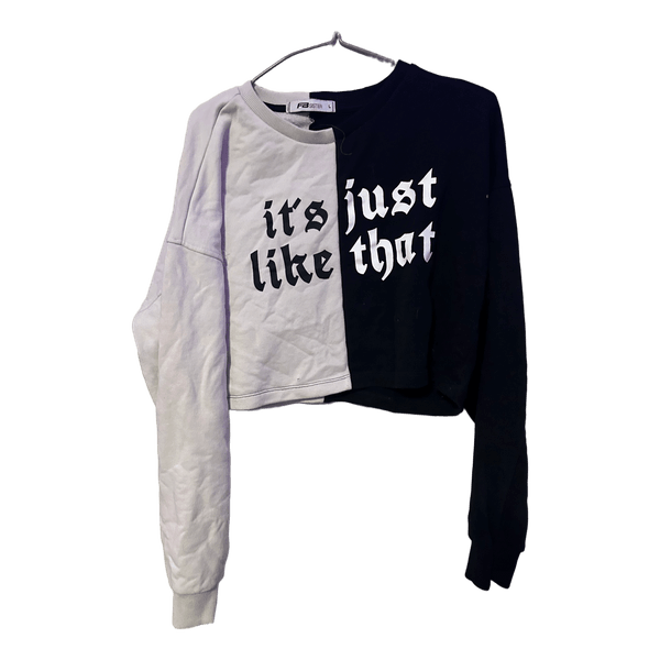 Black and white sweatshirt
