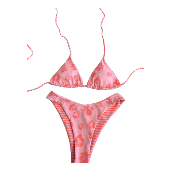 Lyserød bikini med blomstermønster