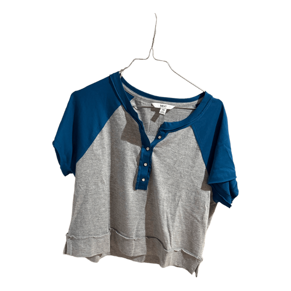 Grå blå t-shirt