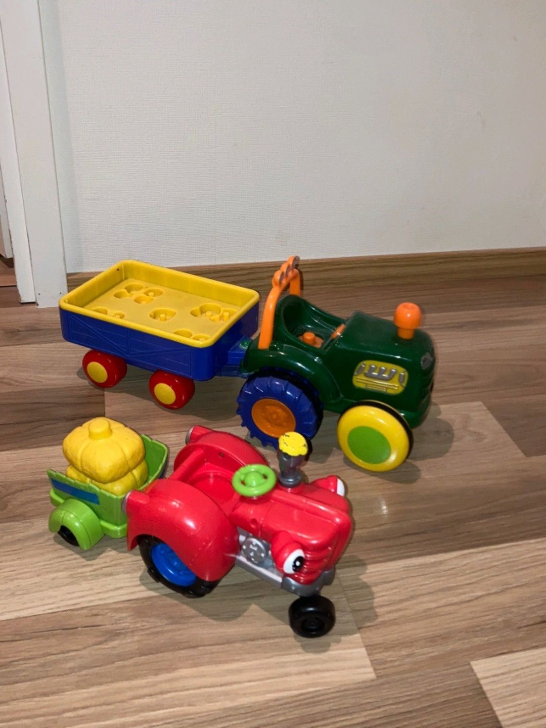 Traktorit kids' item