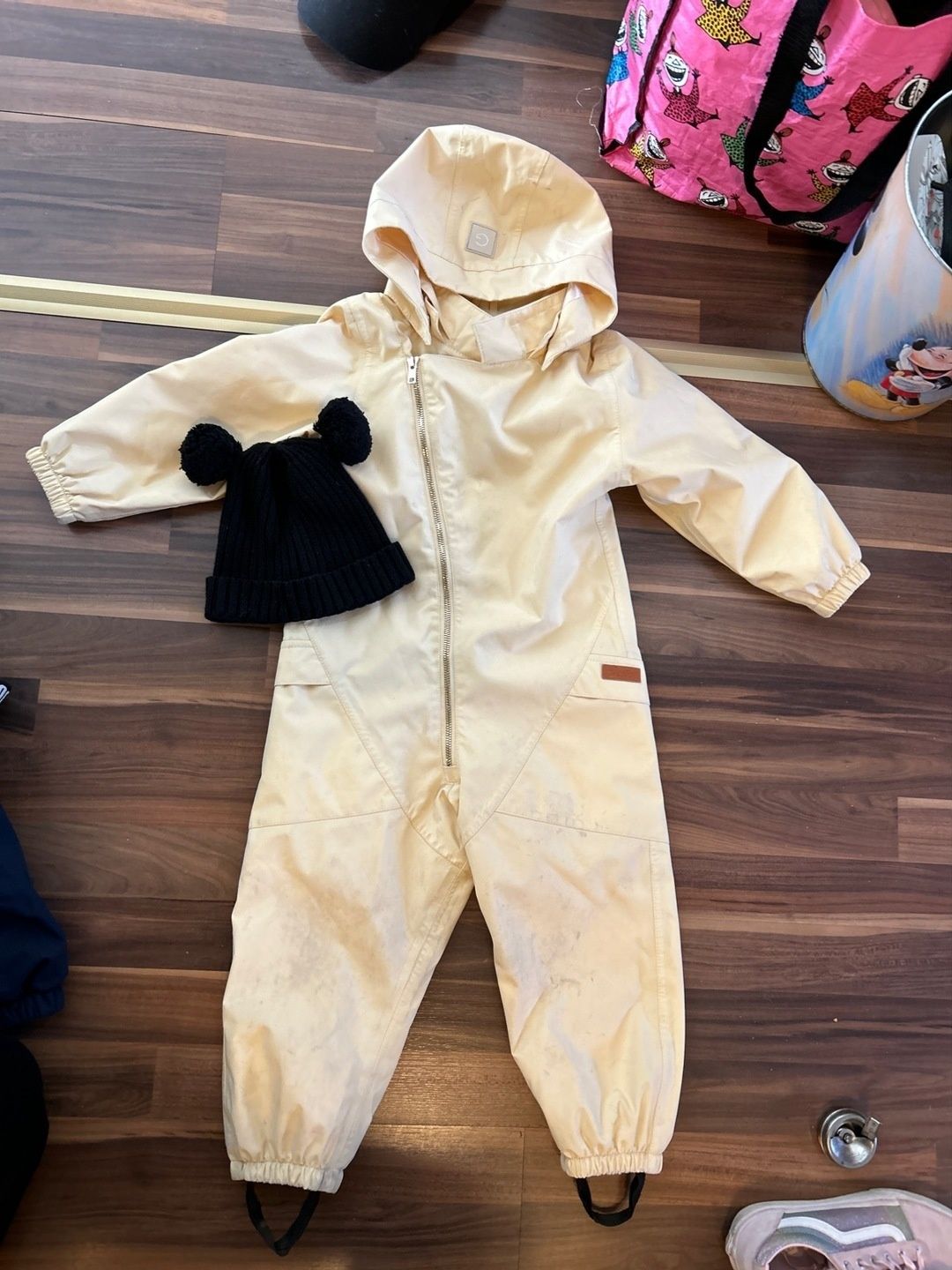 Gugguu kids' clothing