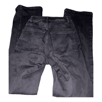 Mustat Curve farkut