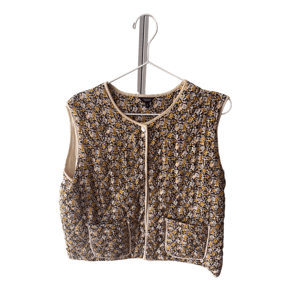 Blomstret quiltet vest