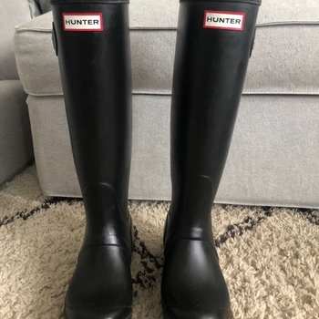 Hunter shoes