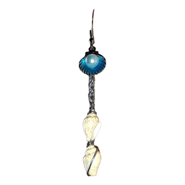 Shell and pearl earrings