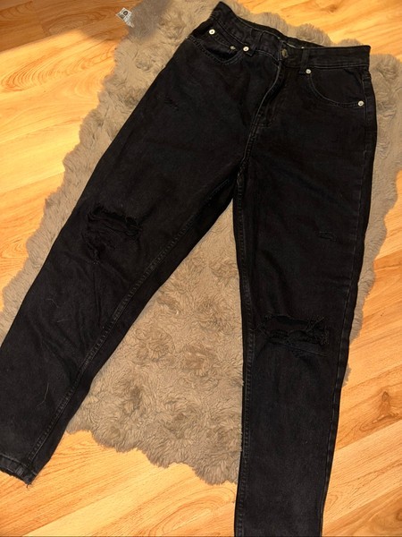 Black ripped denim jeans