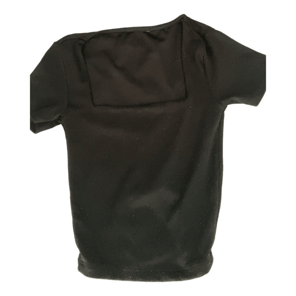 Black t-shirt