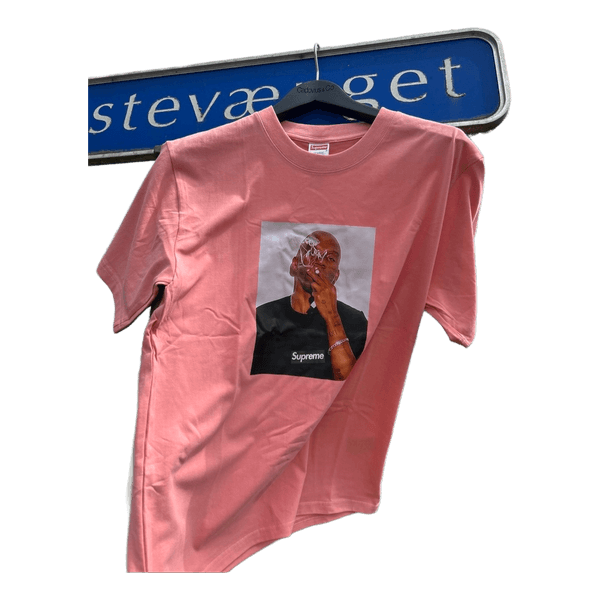 Supreme T-Shirt🌟