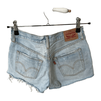 Levis. shorts