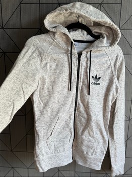 Adidas pelēka jaka ar rāvējslēdzēju