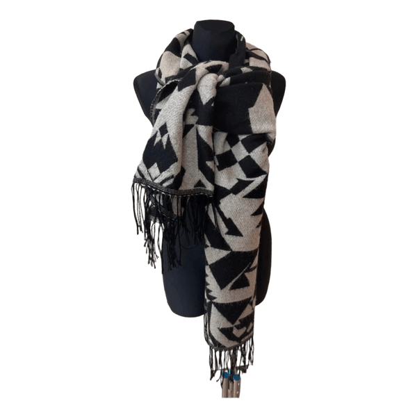 Geometric pattern fringe scarf