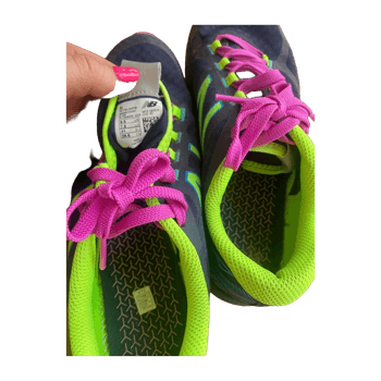 New balance sports shoes