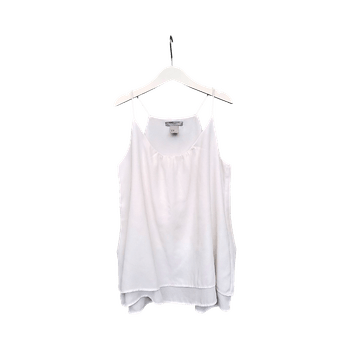 Valkoinen toppi ohuilla olkaimilla