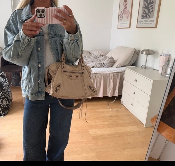 Balenciaga City taske