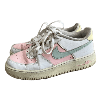 Nike 38