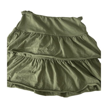 Subdued skirt