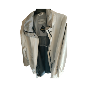 valkoinen gore-tex takki
