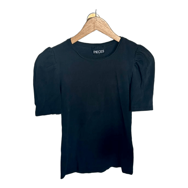 Sort bluse med puffærmer