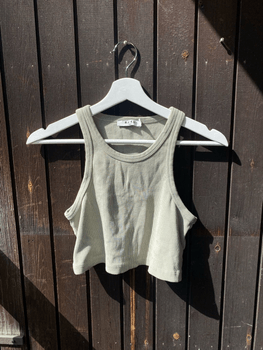 Salvianvärinen croptop