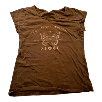 Brown graphic t-shirt