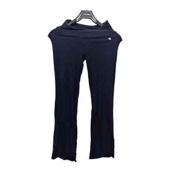 Mustat leggingsit