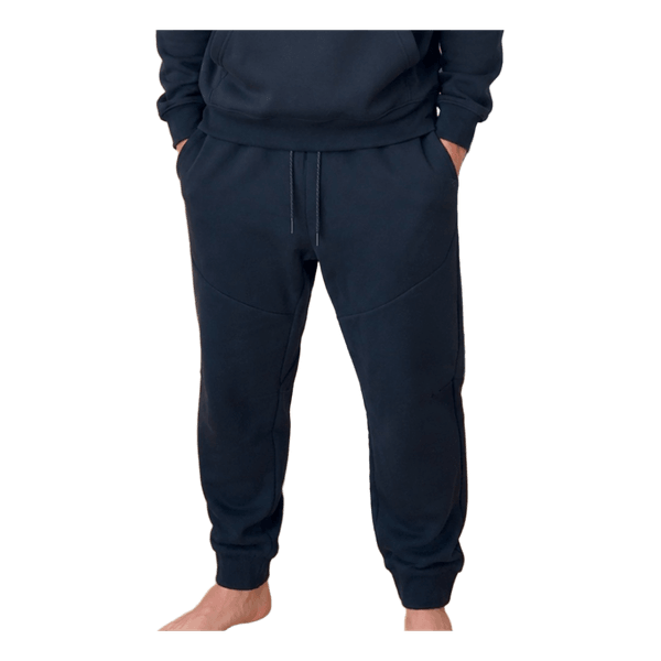 Mustat Nike Tech Fleece -housutkiko L‼️vastaa M kokoa