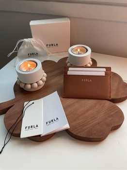 New Furla Gardenia card holder